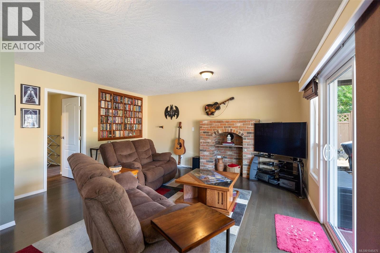 3137 Antrobus Cres - 21