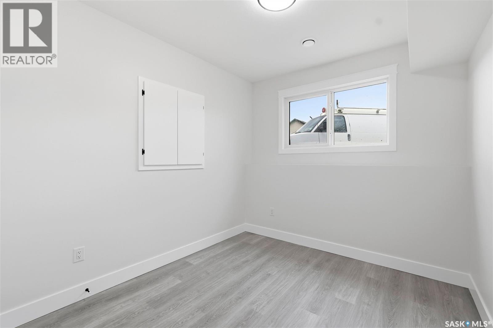 1215 Nightingale TERRACE - Image 35