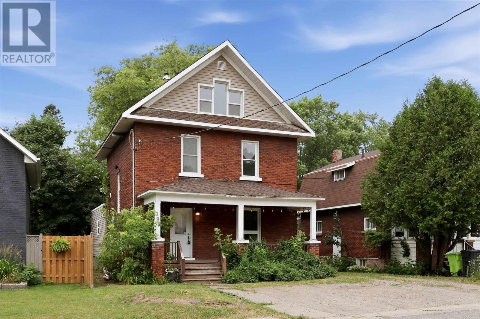 393 Bush ST