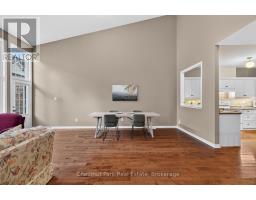 Family room - 7 Stormont Court, Bracebridge), ON P1L0B7 Photo 15