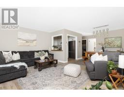 Living room - 820 Manitoba Street, Bracebridge), ON P1L0K8 Photo 16