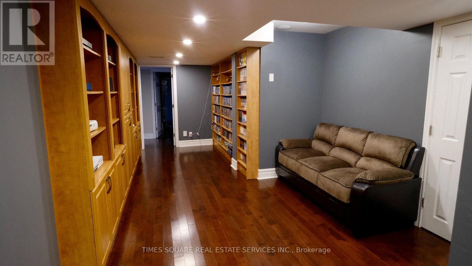 39 GILLINGS STREET - Image 36