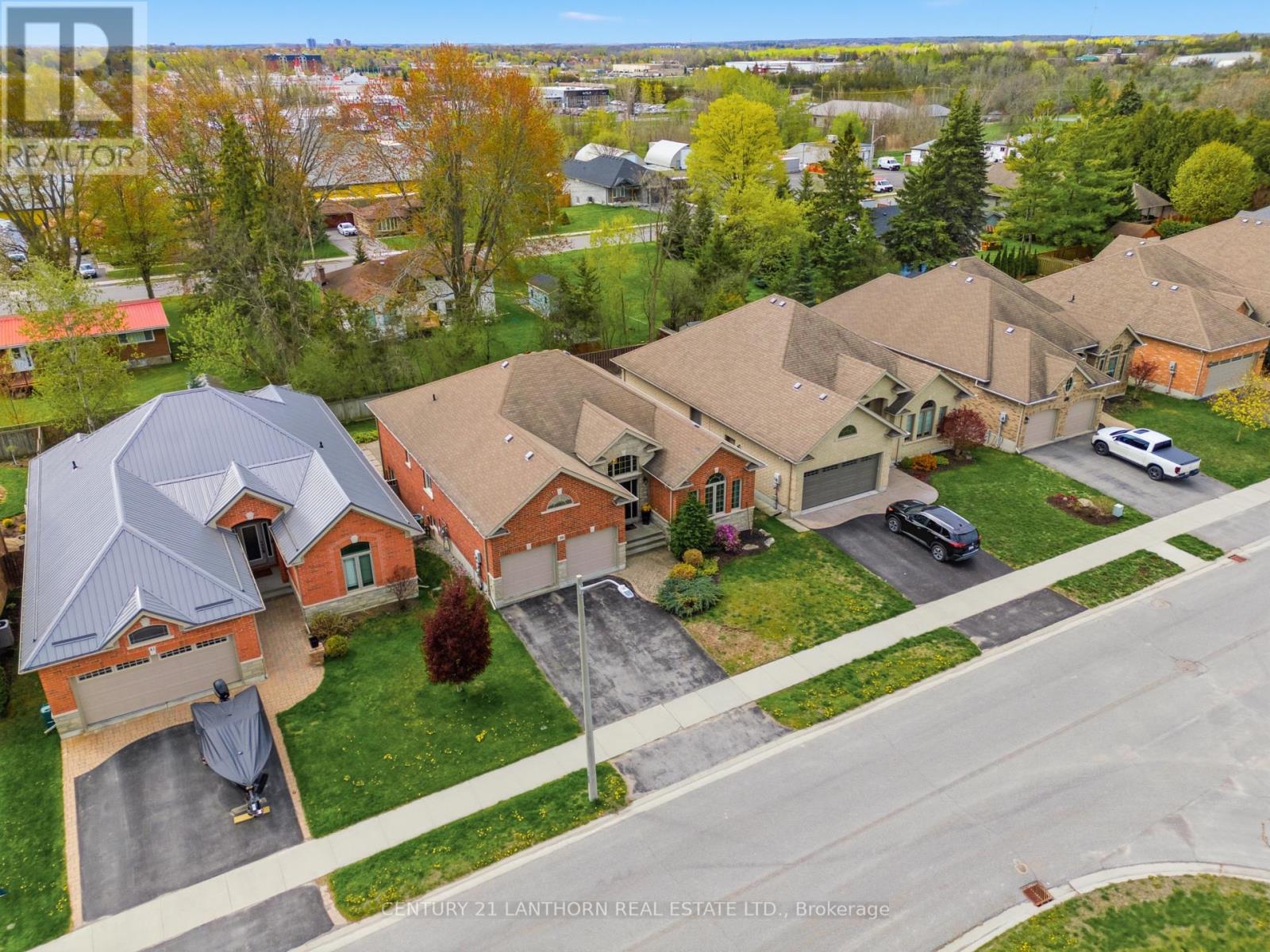 39 MCDOUGALL DRIVE - Image 4