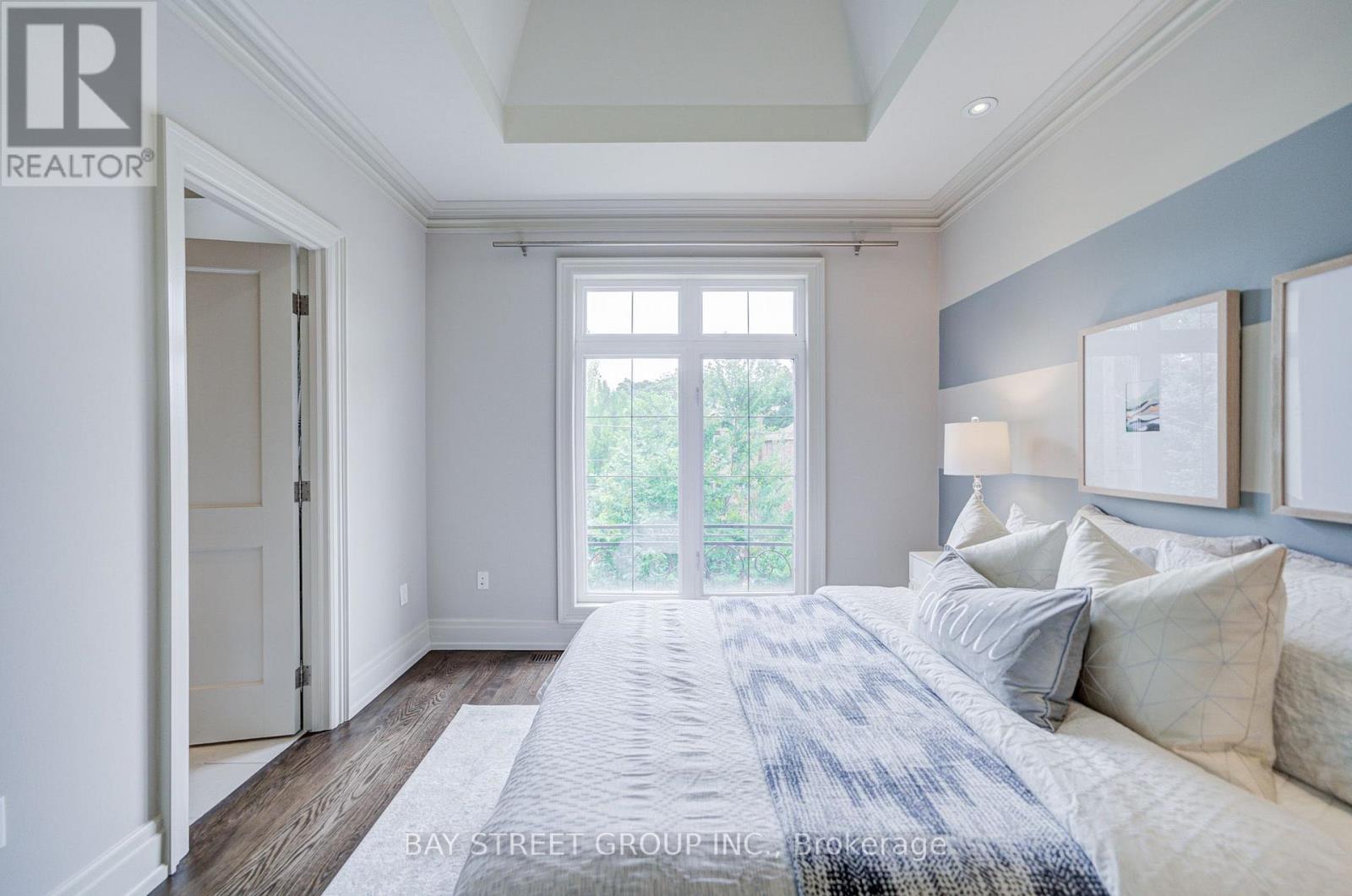 500 DELORAINE AVENUE - Image 41
