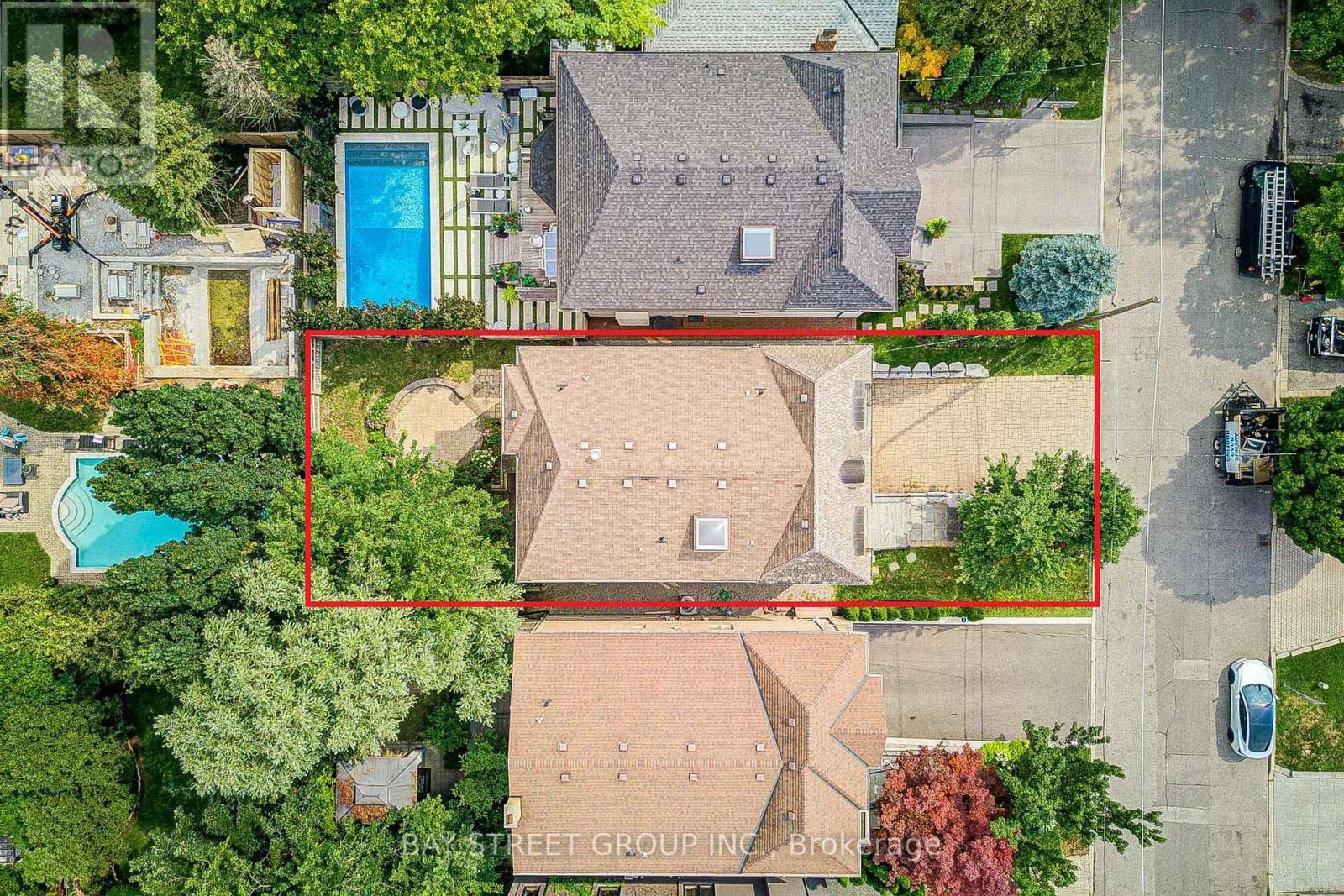 500 DELORAINE AVENUE - 6