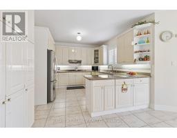 35 Palace Court, Richmond Hill, ON L4B4C3 Photo 14