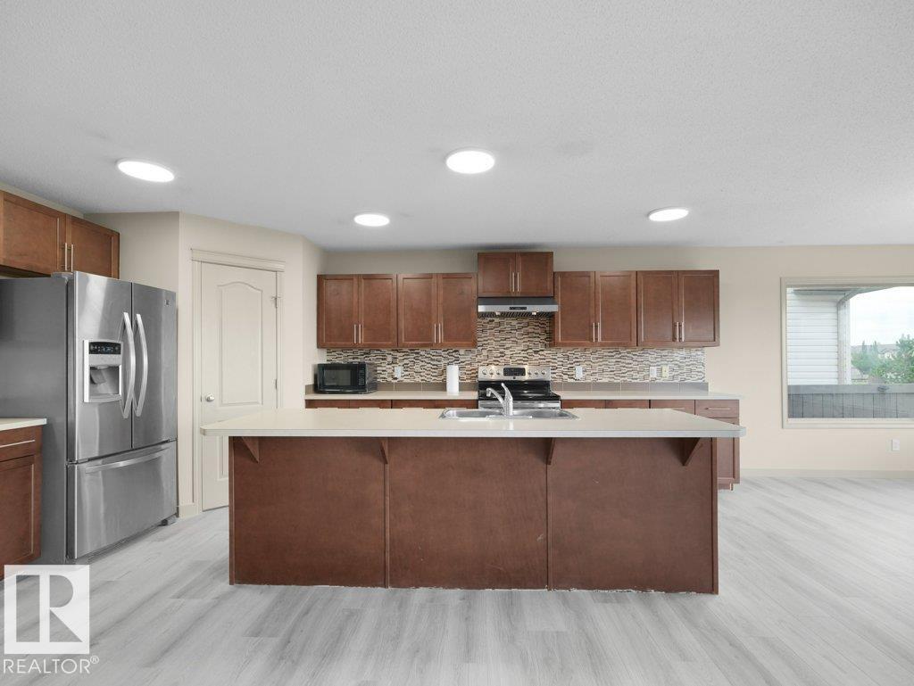 3010 17A Ave NW - Image 24