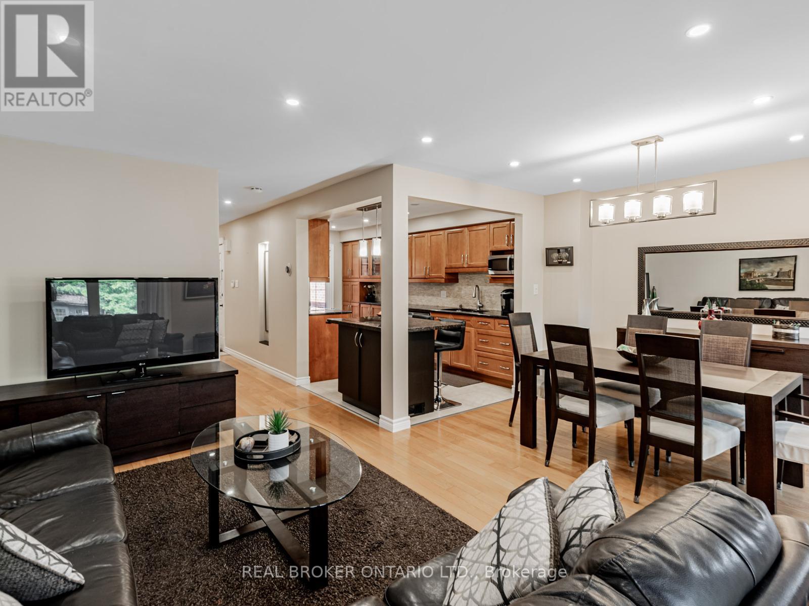 125 KERSEY CRESCENT - 19