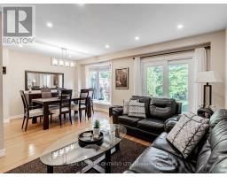 125 Kersey Crescent, Richmond Hill, ON L4C5X4 Photo 18