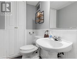 125 Kersey Crescent, Richmond Hill, ON L4C5X4 Photo 32