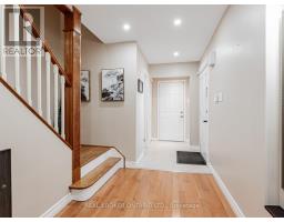 Bedroom 3 - 125 Kersey Crescent, Richmond Hill, ON L4C5X4 Photo 6