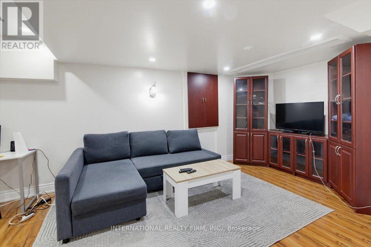 26 MAUVE DRIVE - Image 36