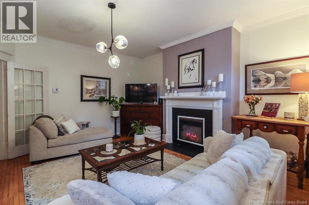 #1 247 Germain Street - 7