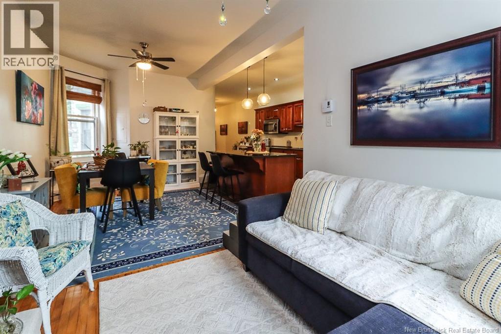 #1 247 Germain Street - 32