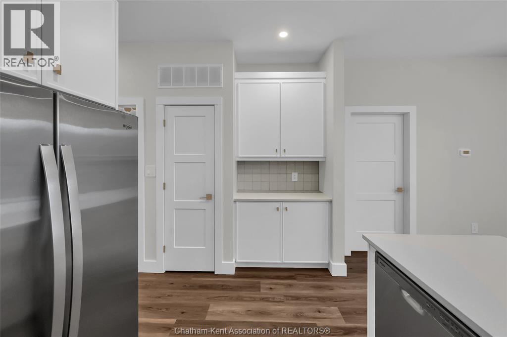 12 Mill Street West — photo 12