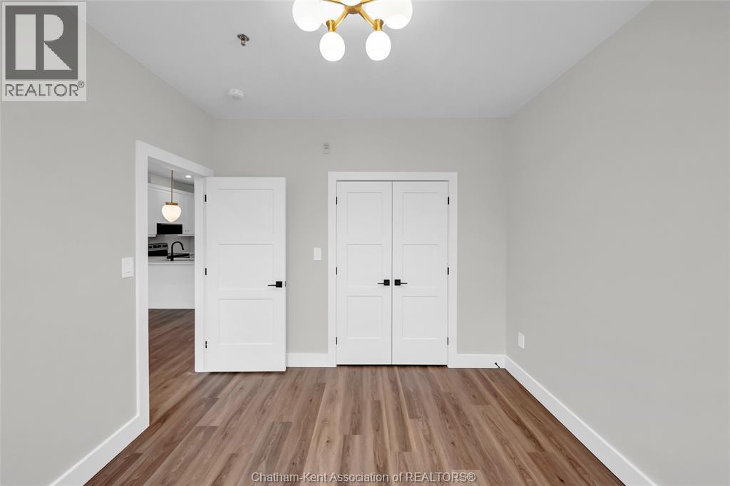 12 Mill Street West — photo 19
