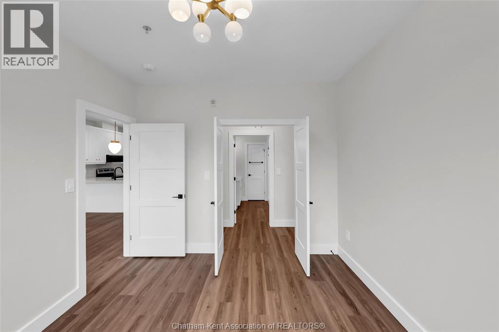 12 Mill Street West — photo 20