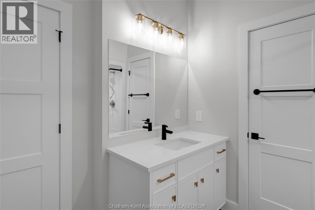 12 Mill Street West — photo 23