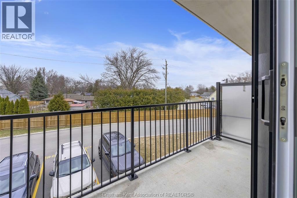 12 Mill Street West — photo 25