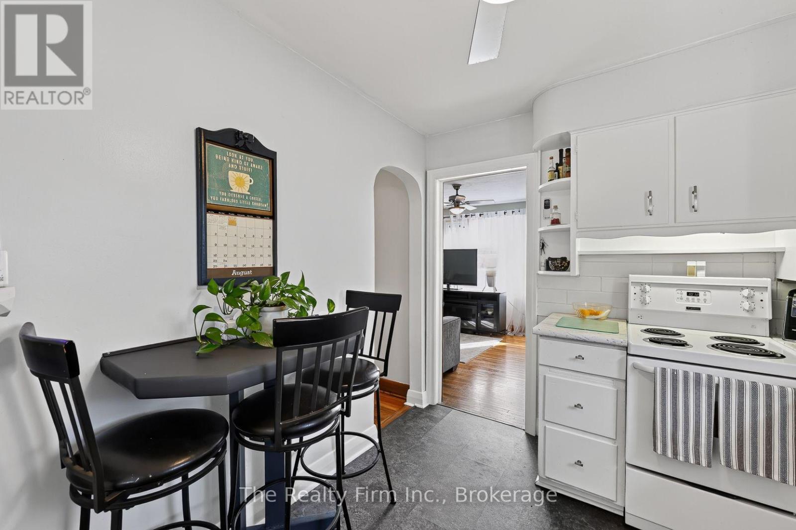 14 EAST PARK DRIVE - Image 14