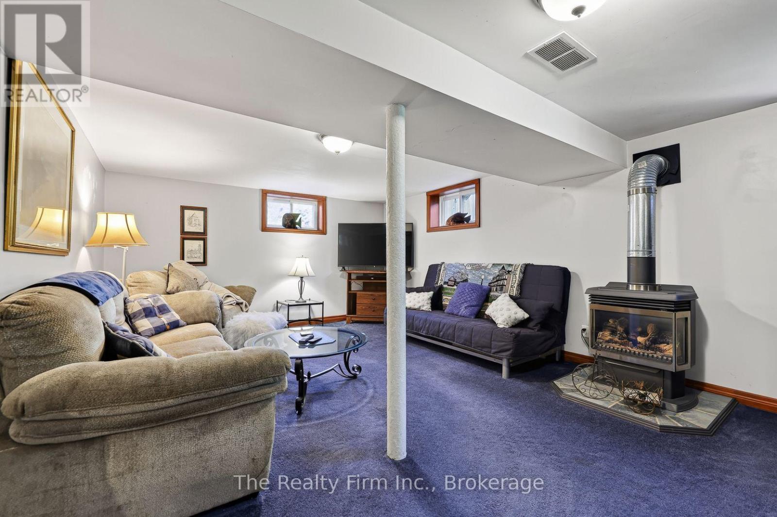 14 EAST PARK DRIVE - Image 24