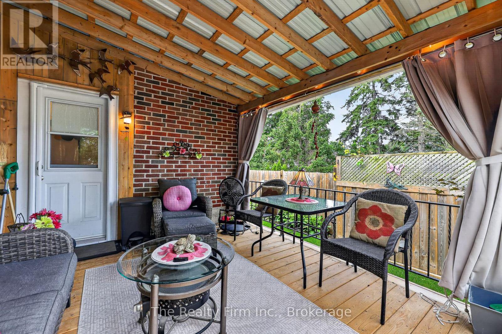 14 EAST PARK DRIVE - 39