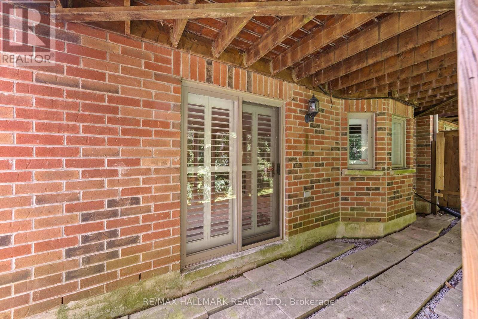 79 WESTBURY COURT - Image 40
