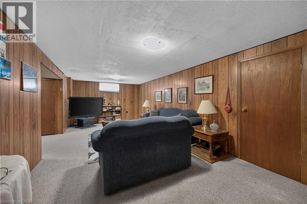 5 KENTLEY Drive - 28