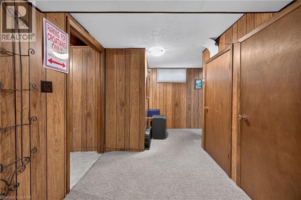 5 KENTLEY Drive - 33