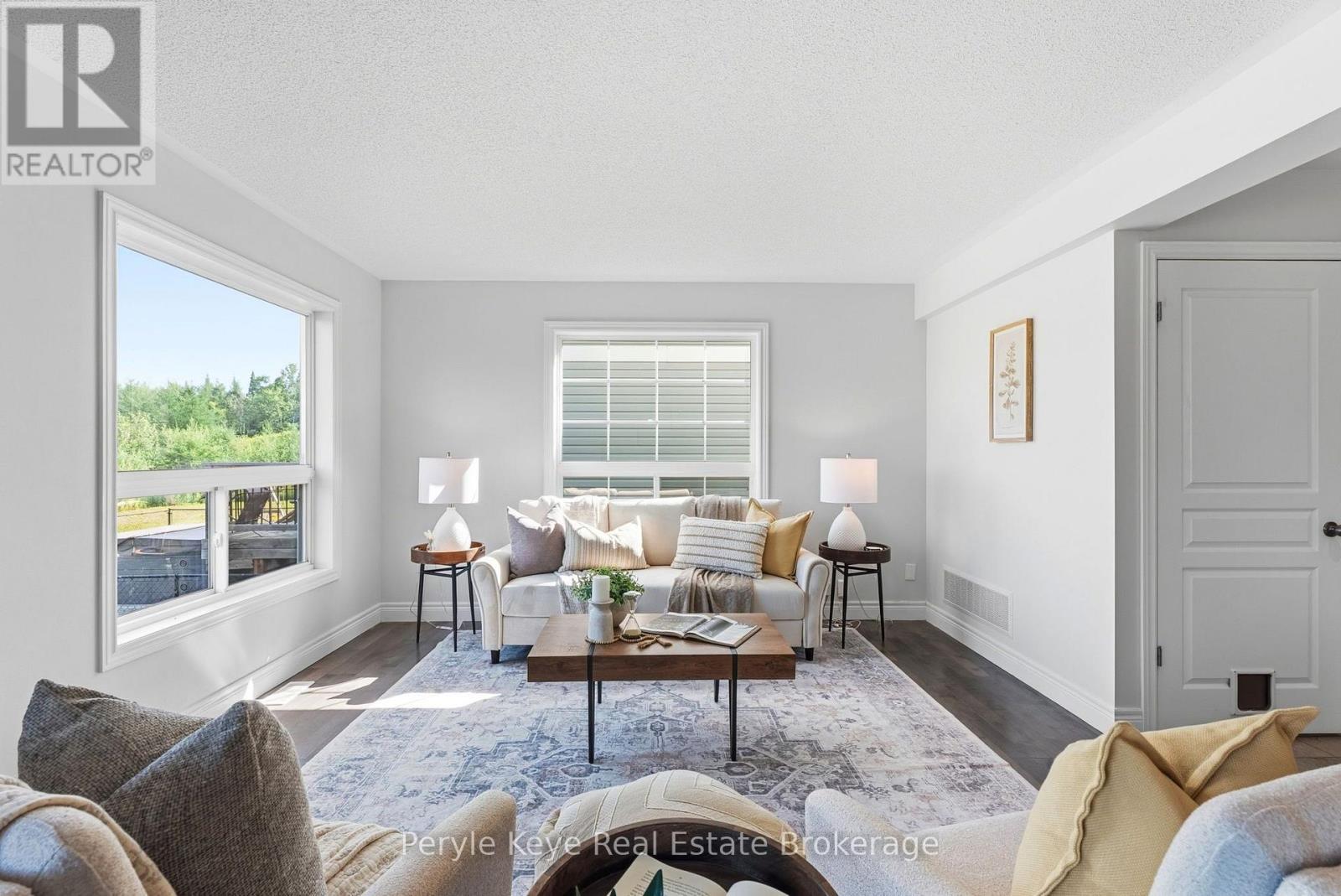 81 DOUGLAS DRIVE - 21