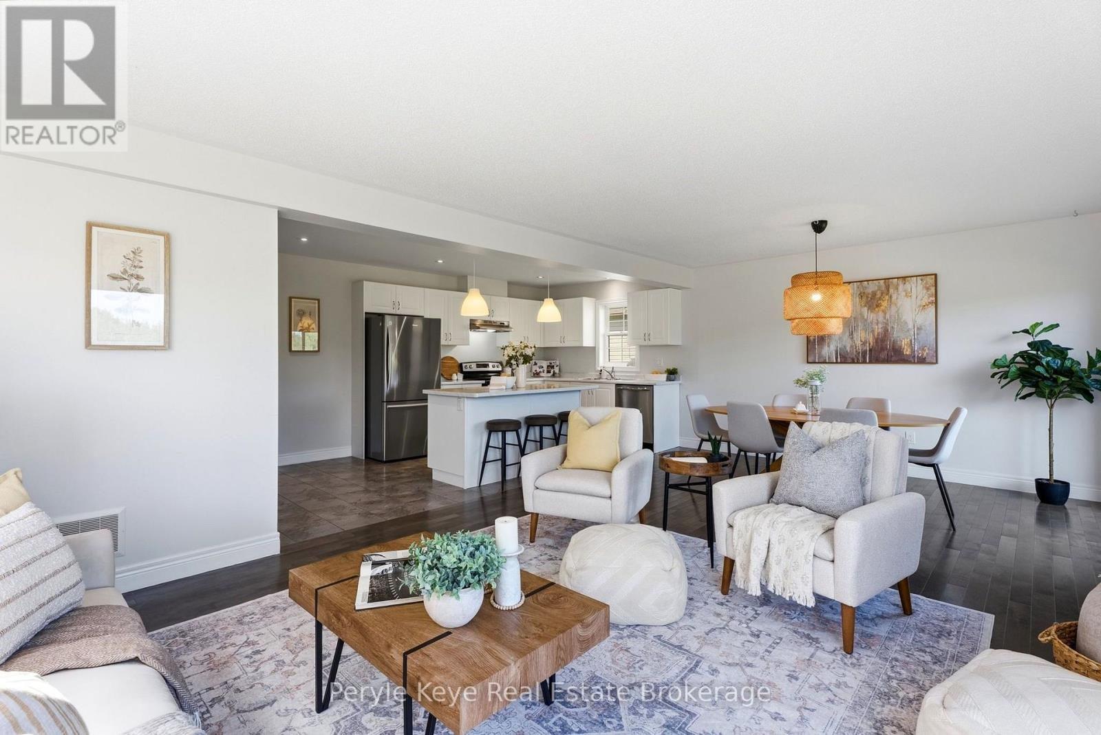 81 DOUGLAS DRIVE - 22