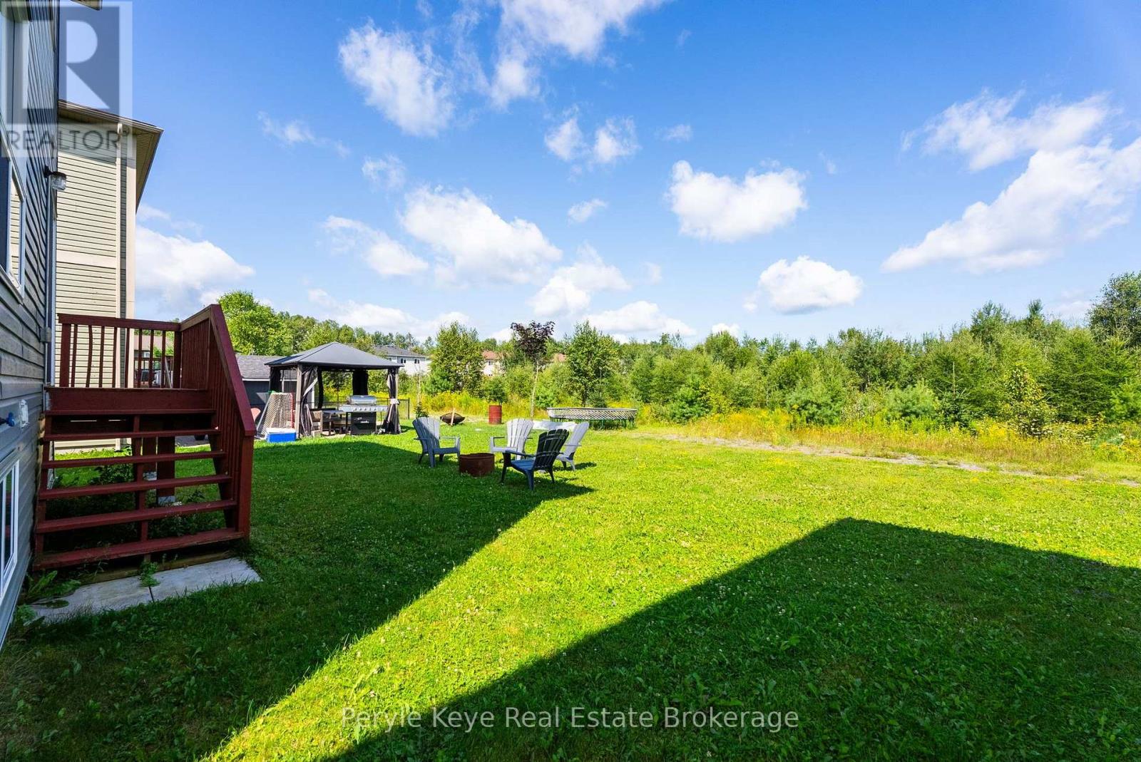 81 DOUGLAS DRIVE - 25