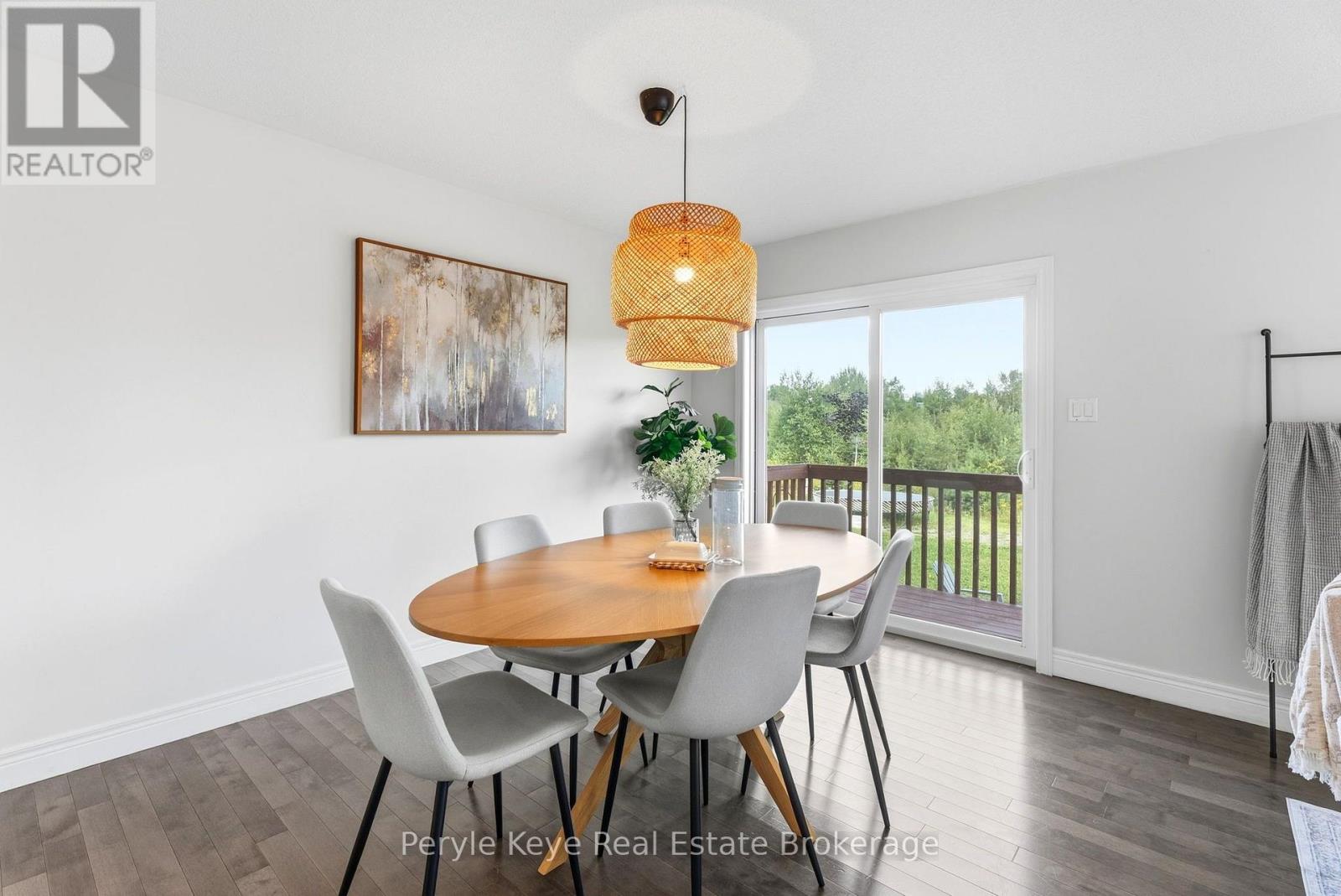81 DOUGLAS DRIVE - 4
