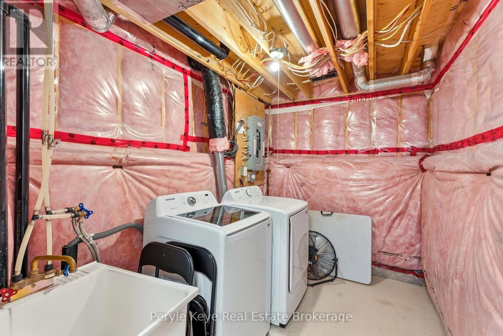81 DOUGLAS DRIVE - Image 46