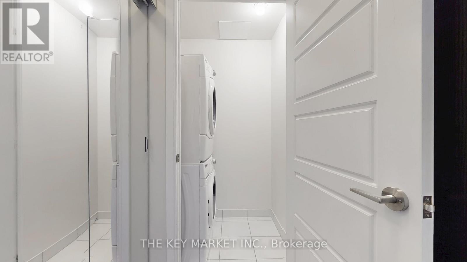 #801 15 VIKING LANE - Image 33