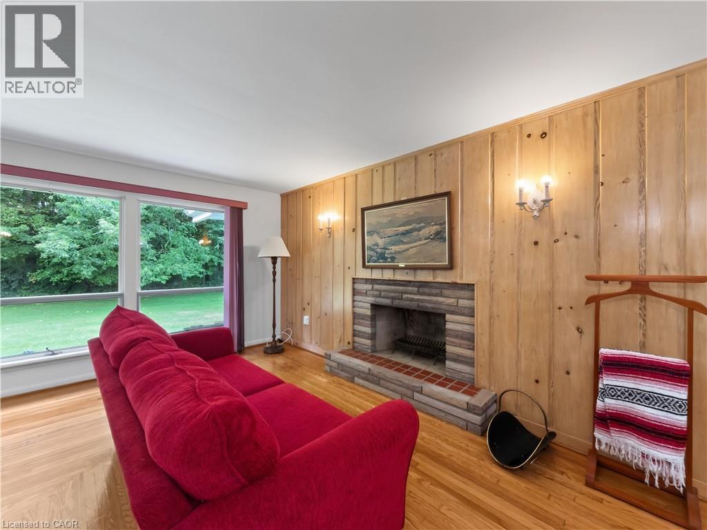 10 SUNNINGHILL Drive - Image 7