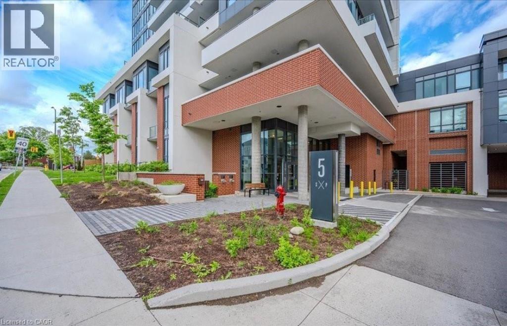5 WELLINGTON Street — photo 2