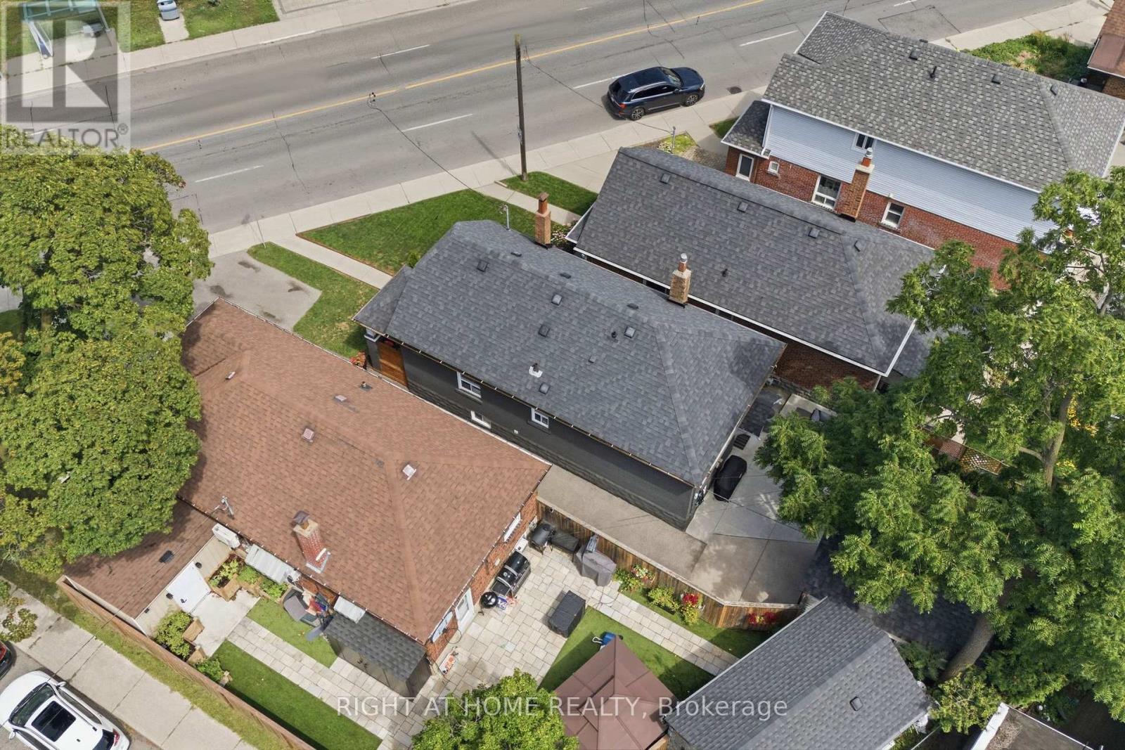 494 DONLANDS AVENUE - Image 42