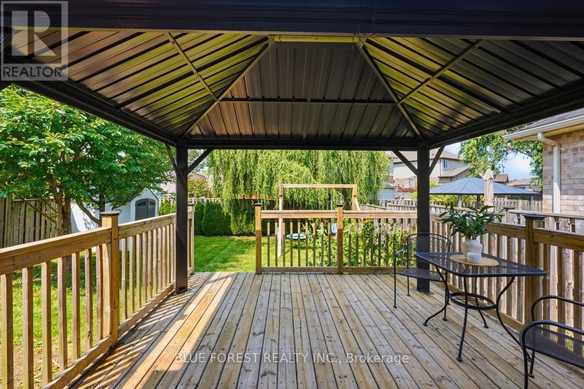 1834 DORMER DRIVE - Image 26