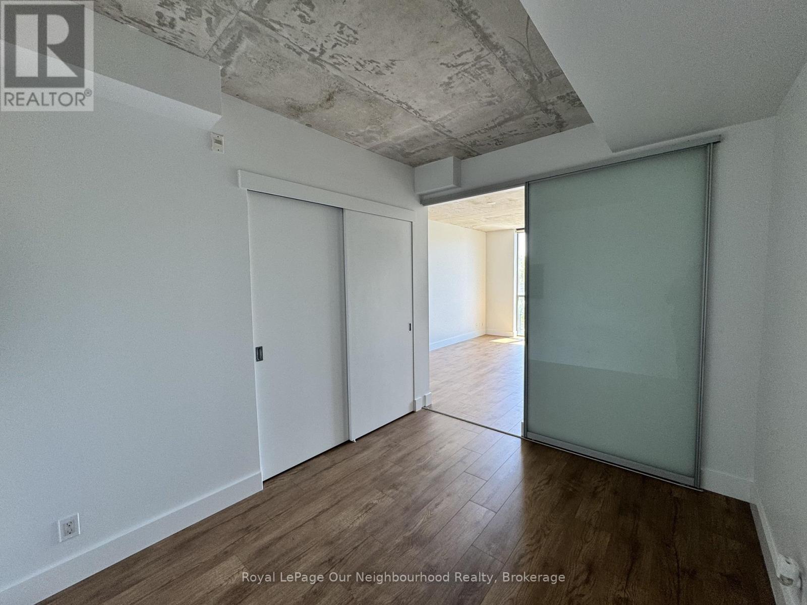 #308 2 GLADSTONE AVENUE - 6