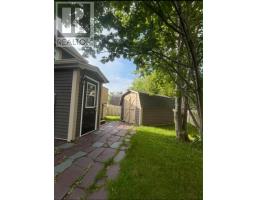 1 Kingwell Crescent thumbnail 5