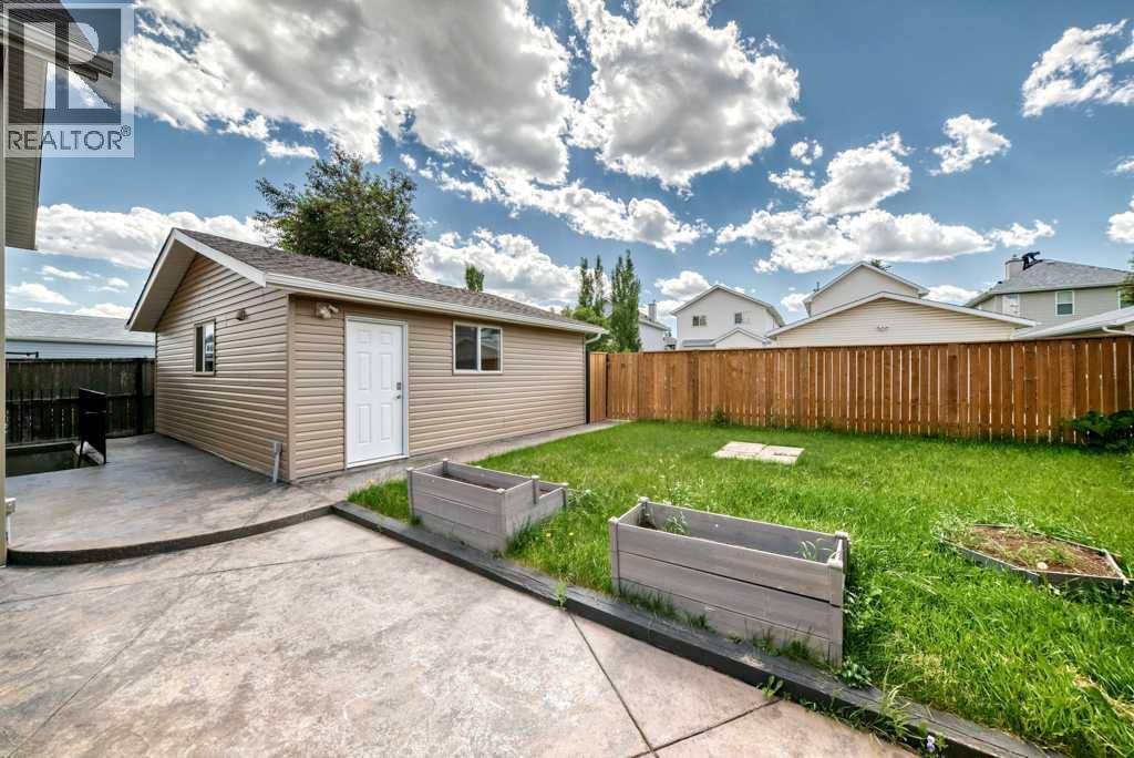 222 Covewood Close NE - 34