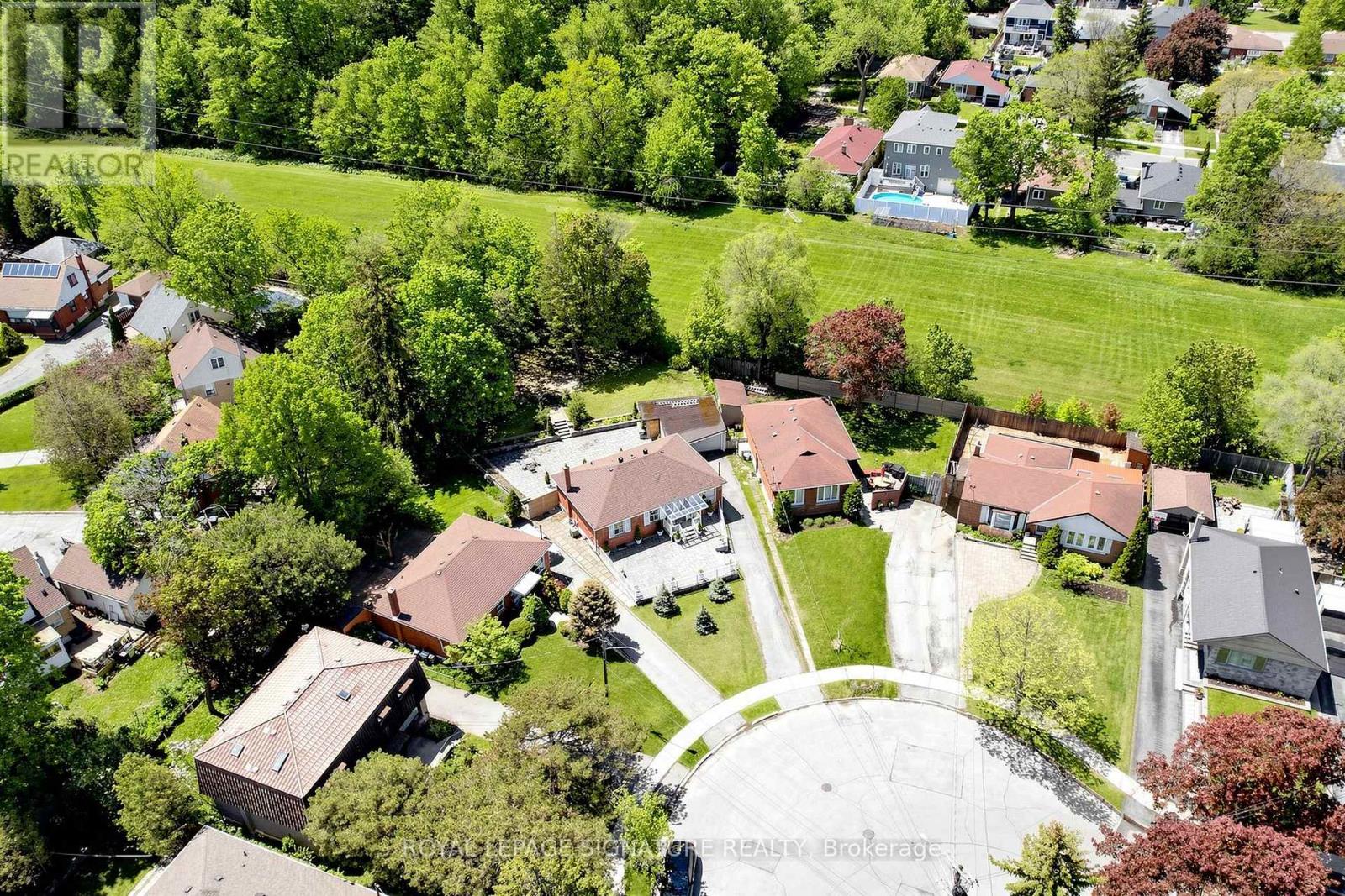 38 LINGARDE DRIVE - Image 28