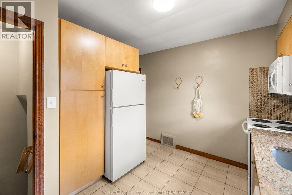 386 PARTINGTON AVE - 17