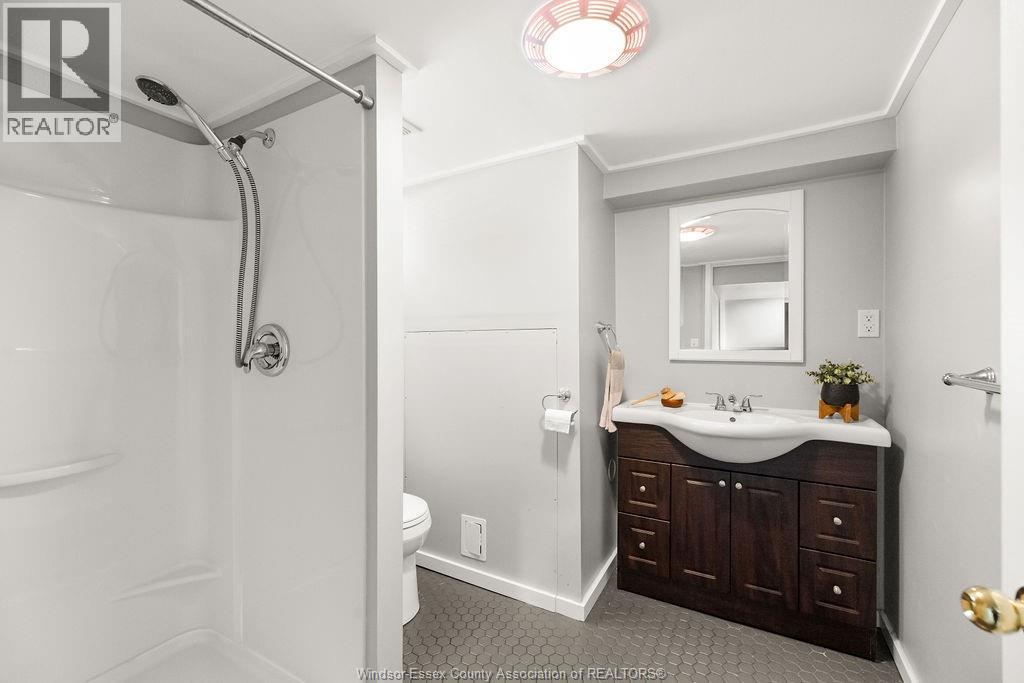 386 PARTINGTON AVE - 19