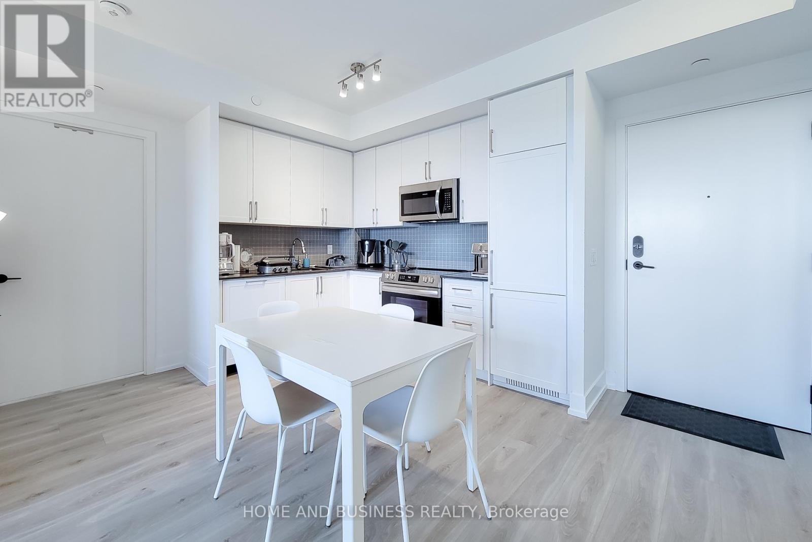 #710 2450 OLD BRONTE ROAD E - 18