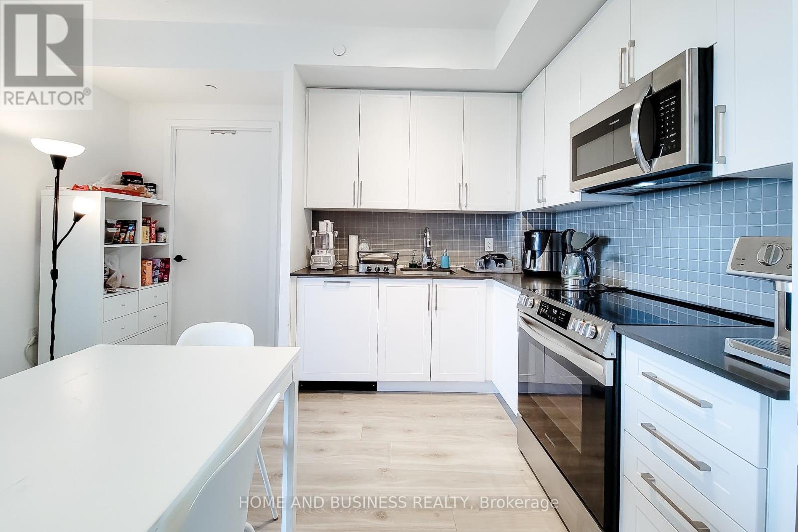 #710 2450 OLD BRONTE ROAD E - 19