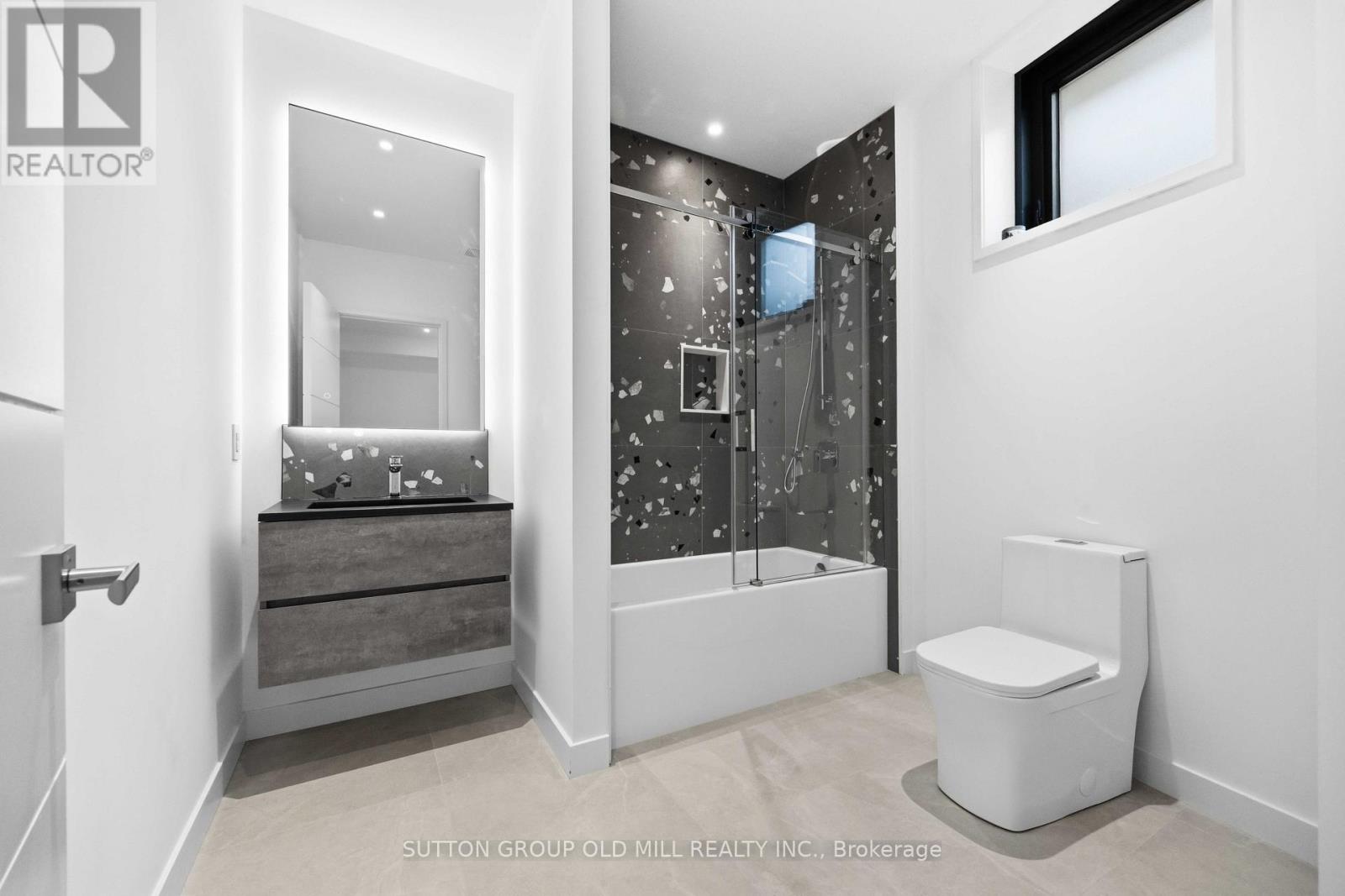 18 HERNE HILL - 35