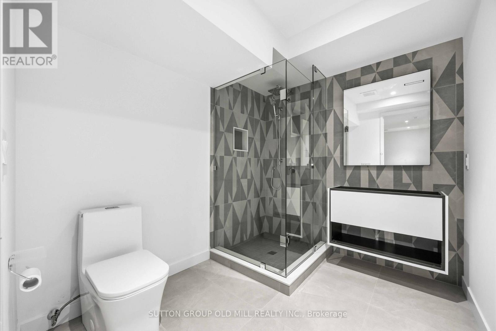 18 HERNE HILL - Image 36