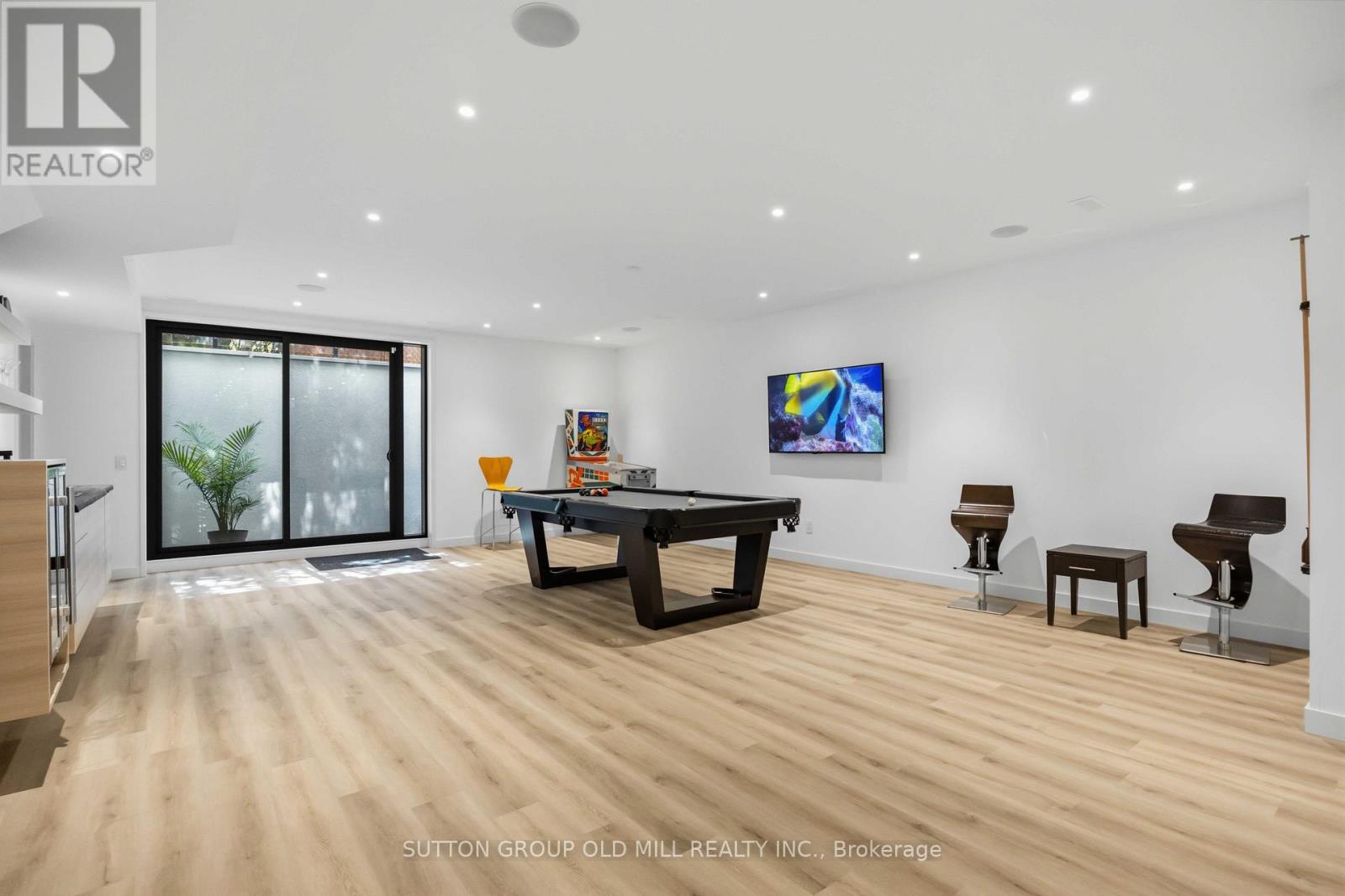 18 HERNE HILL - Image 37
